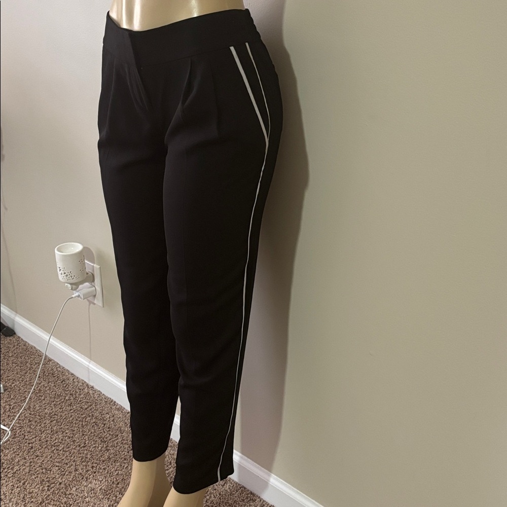 Ann Taylor Pull On Jogger Pleated Front Pockets Ankle Pants Sz 0 - Picture 3 of 9